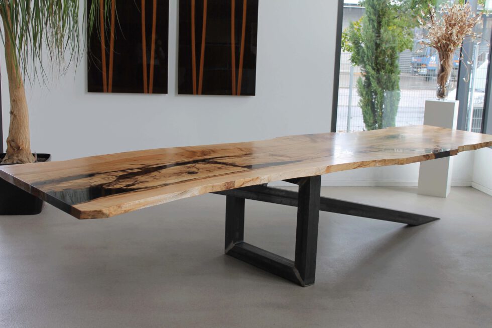 feinste-furniere Edles Holz in jeder Stärke. Unsere Stärke feinste Furniere.