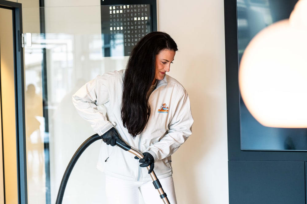 Gebäudereinigung Freiburg, March & Umgebung - Reinecke Gebäudeservice