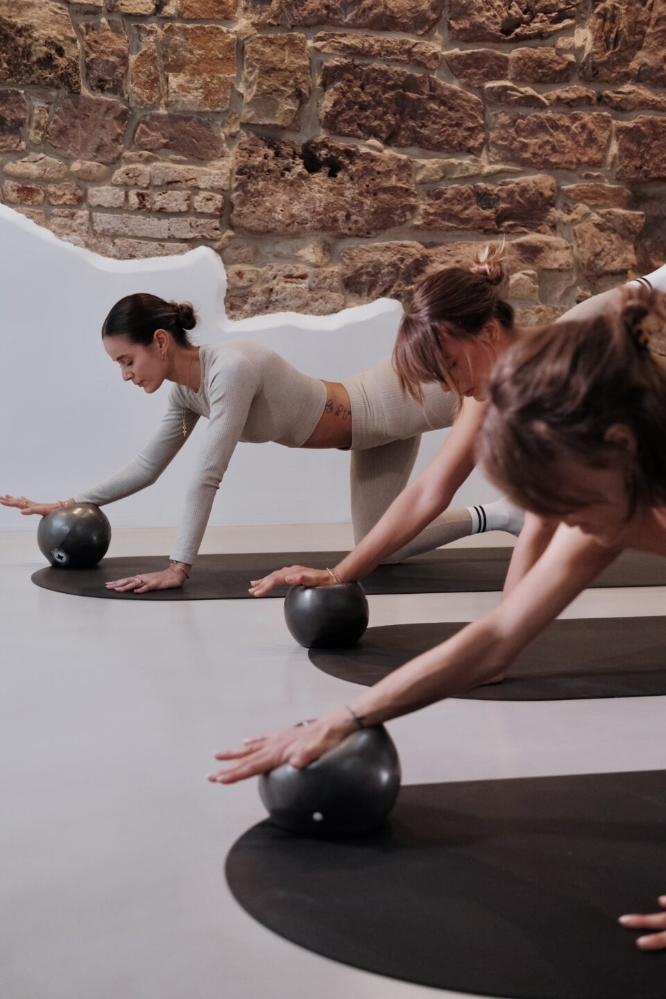 mindful movements – Reformer Pilates in Freiburg 4 mindful movements – Reformer Pilates in Freiburg