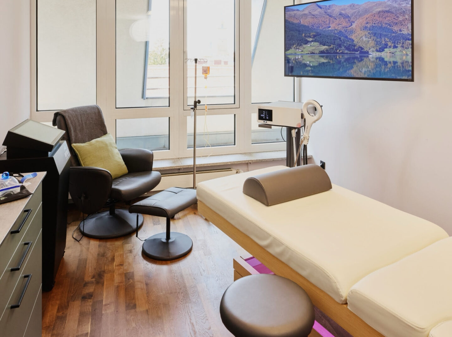 Orthopädie in München bei ORTHO ENERGY: Privatpraxis für ganzheitliche Orthopädie 11 Orthopädie in München bei ORTHO ENERGY: Privatpraxis für ganzheitliche Orthopädie